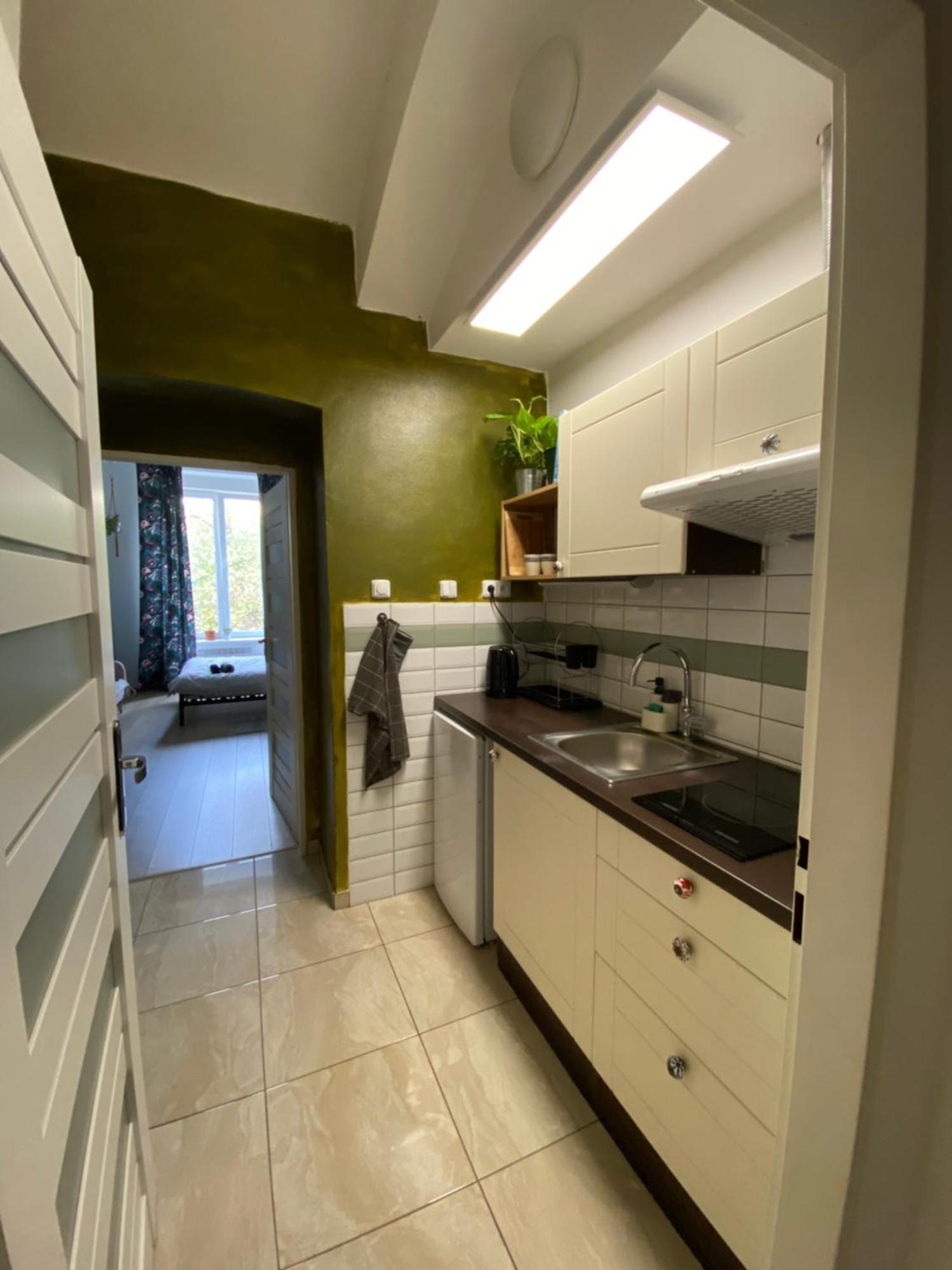Cute Botanical Flat Near By Zizkov Tower * Prague