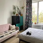 Cute Botanical Flat Near By Zizkov Tower